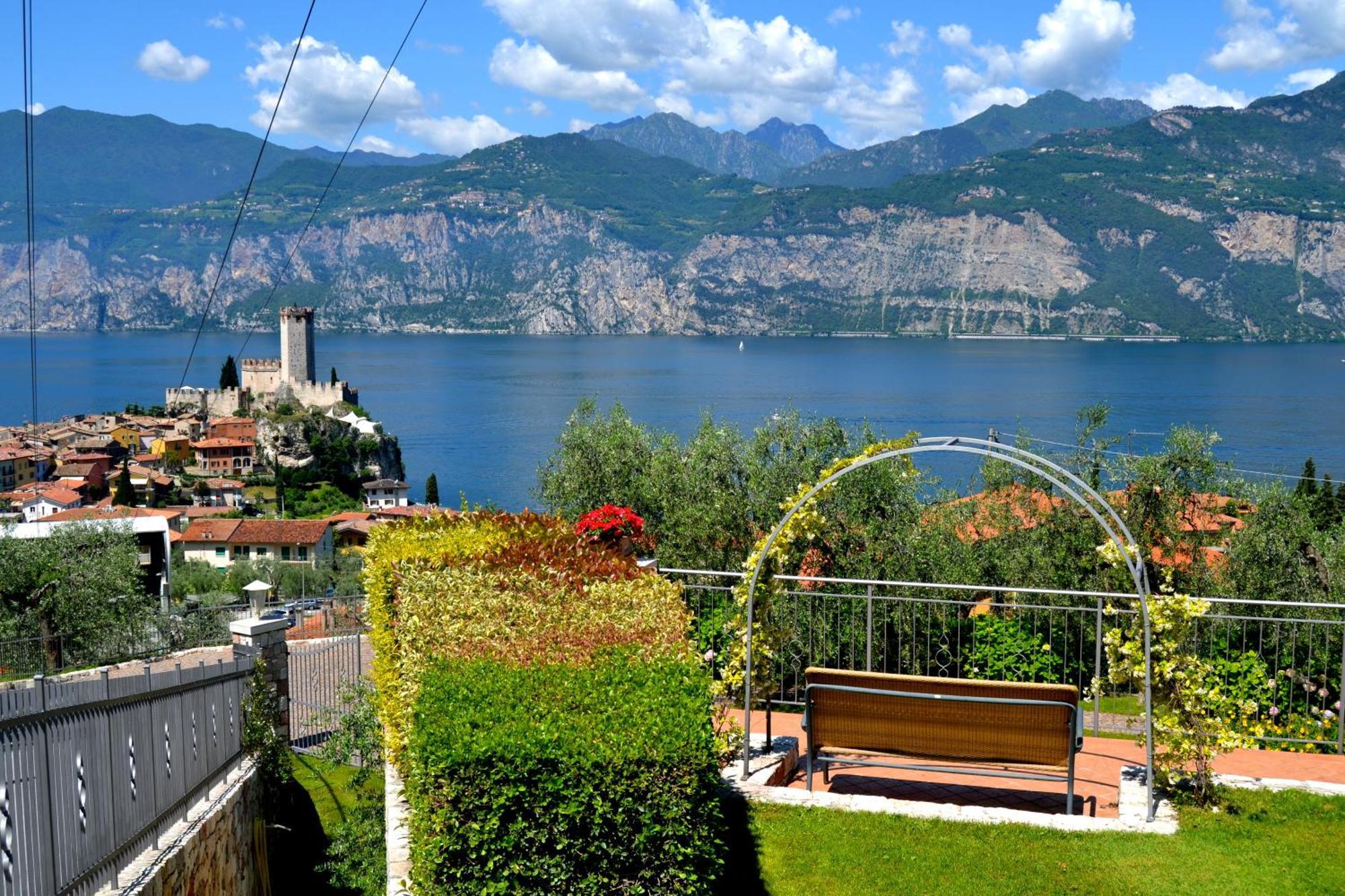 Appartamenti La Perla Malcesine Exteriör bild